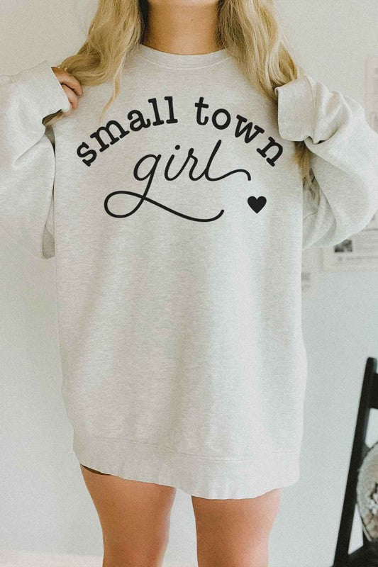 SMALL TOWN GIRL OVERSIZED SWEATSHIRT