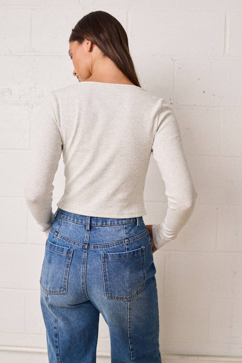 PT50967 - Ribbed Stretchy Fitted LS Lacey N-Neck Top: HEATHER GREY / M