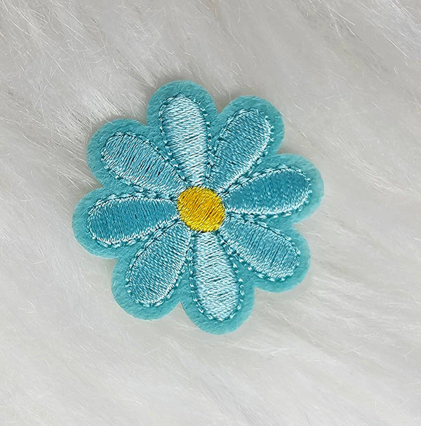 Daisy Small Flower Embroidery Iron On Patch: F Mint/Turquoise